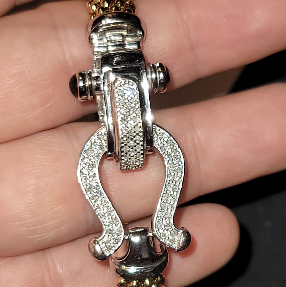 Diamond Horshoe Clasp Mesh Bracelet
